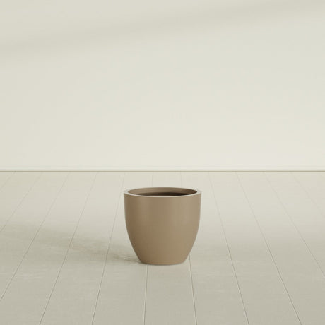 Wannsee Round Planter in Gloss Metallic Gold, 22"D × 19"H, shown empty