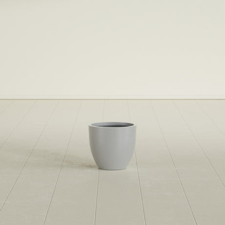 Wannsee Round Planter in Metallic Silver, 15"D × 13"H, shown empty