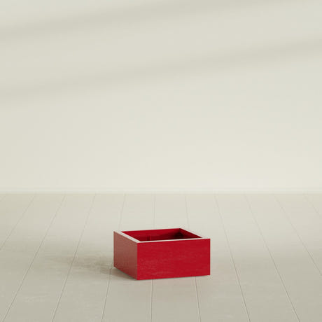 Antwerp corner fiberglass planter in Gloss Red