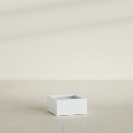 Antwerp corner fiberglass planter in Matte Bright White