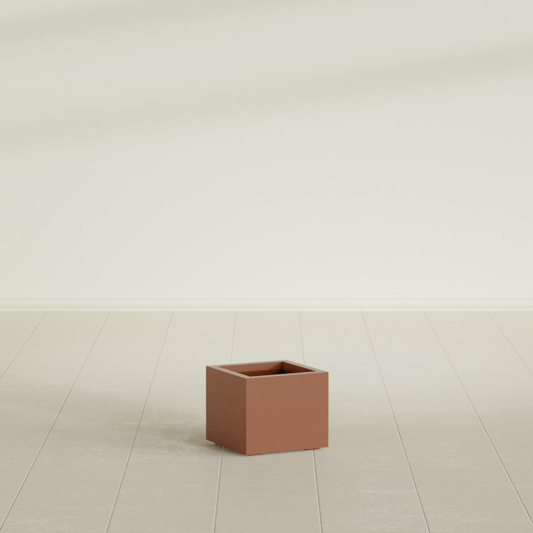 Cuba corner fiberglass planter in Matte Terracotta