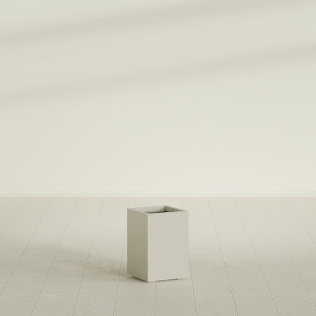 Tolga Corner Planter in Satin Beige