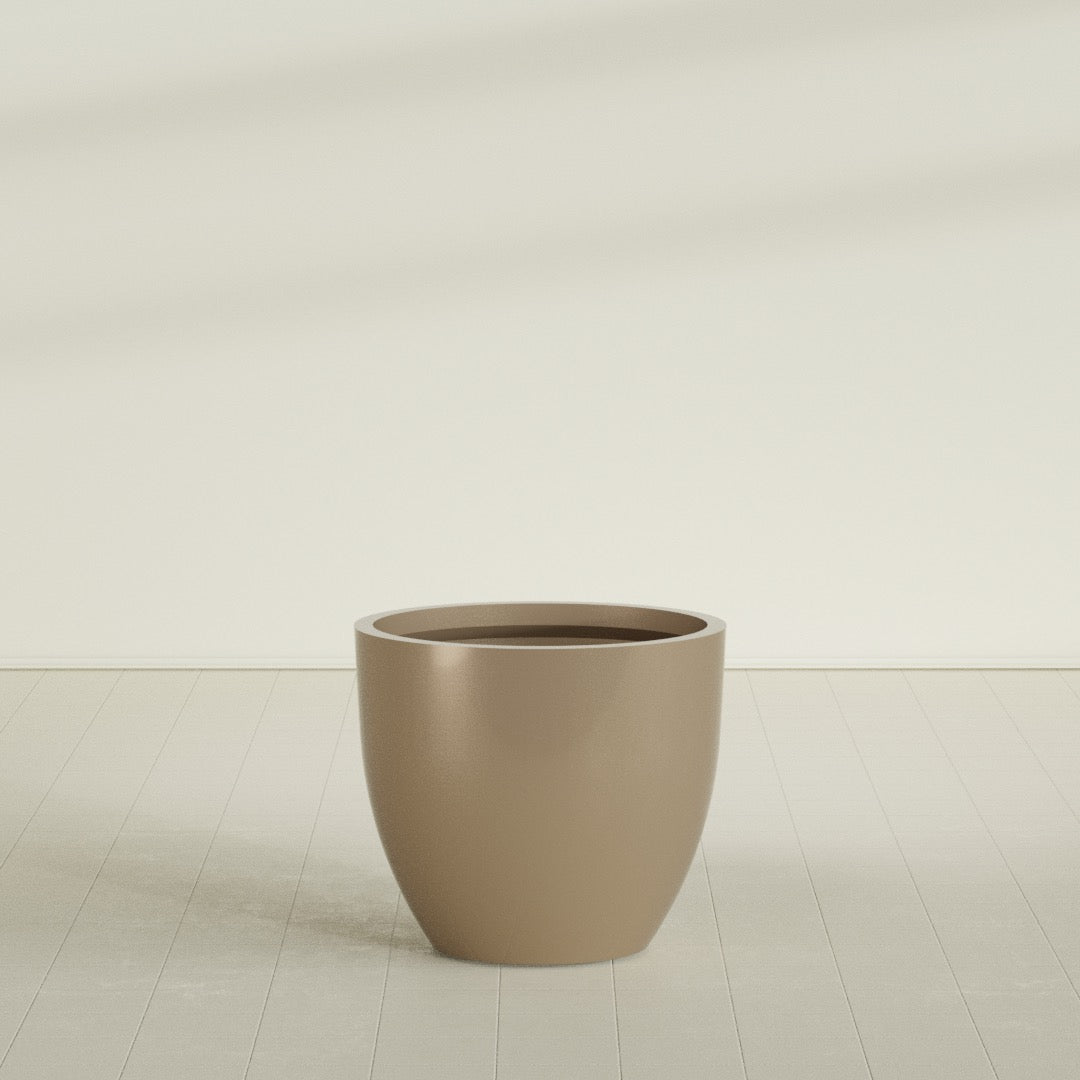 Wannsee Round Planter in Gloss Metallic Gold, 39"D × 34"H, shown empty