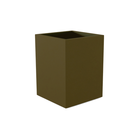 Brisbane corner fiberglass planter in Matte Bronze