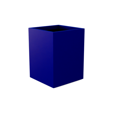 Brisbane corner fiberglass planter in Matte Cobalt Blue