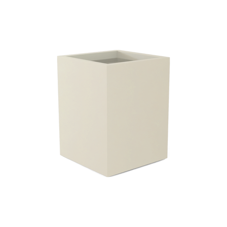 Brisbane corner fiberglass planter in Satin Beige