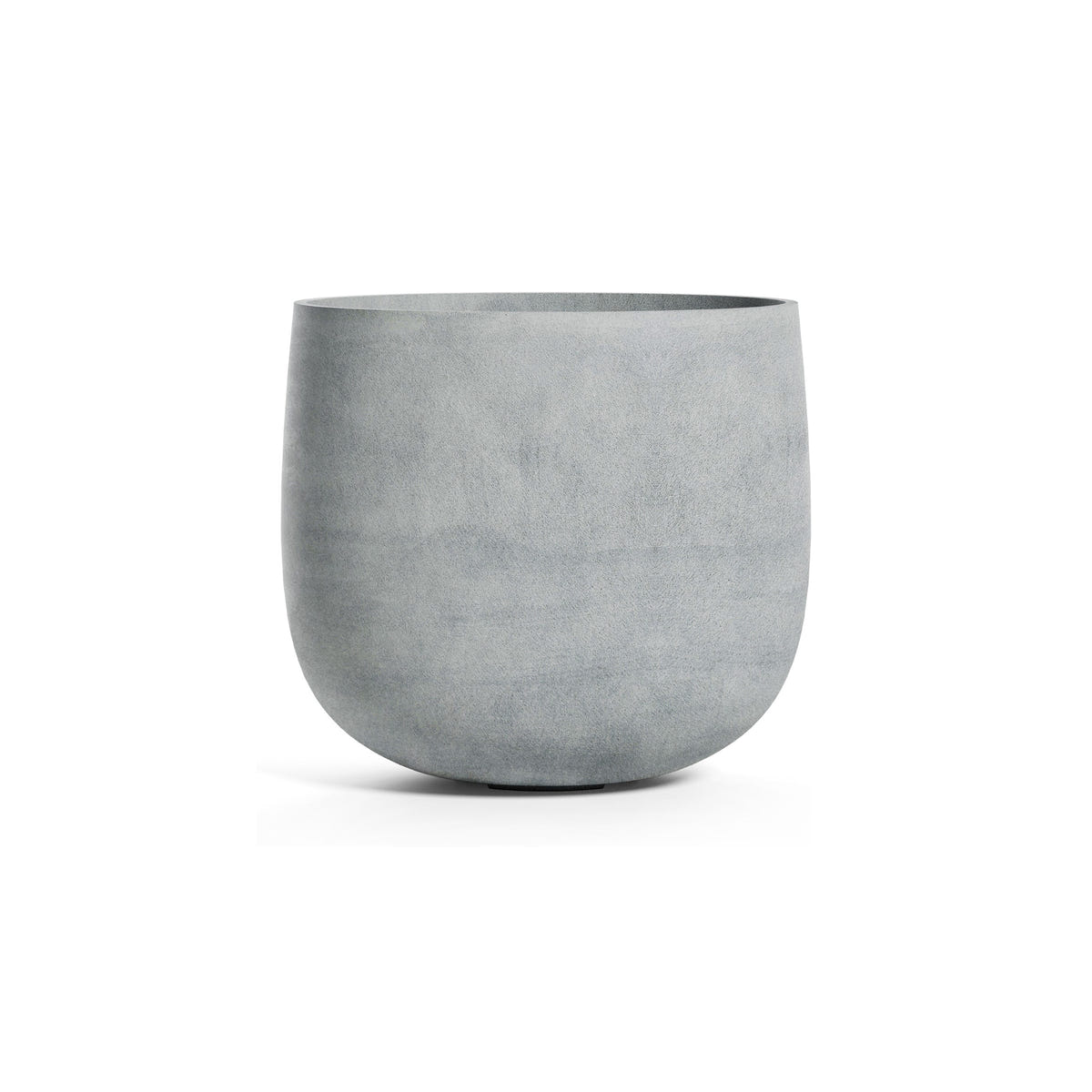 Mondo round fiberglass planter in Concrete Stone, 18.1 in diam. x 16.1 in