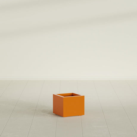 Cuba corner fiberglass planter in Gloss Tangerine