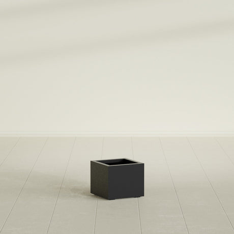 Cuba corner fiberglass planter in Matte Black