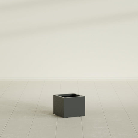Cuba corner fiberglass planter in Matte Charcoal