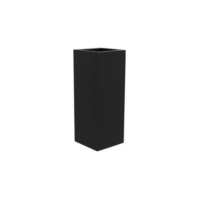 Delray corner fiberglass planter in Matte Black