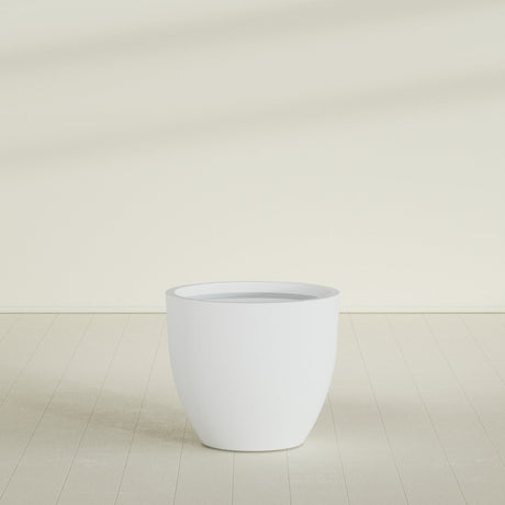 Wannsee Round Planter in Gloss Bright White, 39"D × 34"H, shown empty
