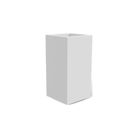 Potsdam corner fiberglass planter in Matte Bright White