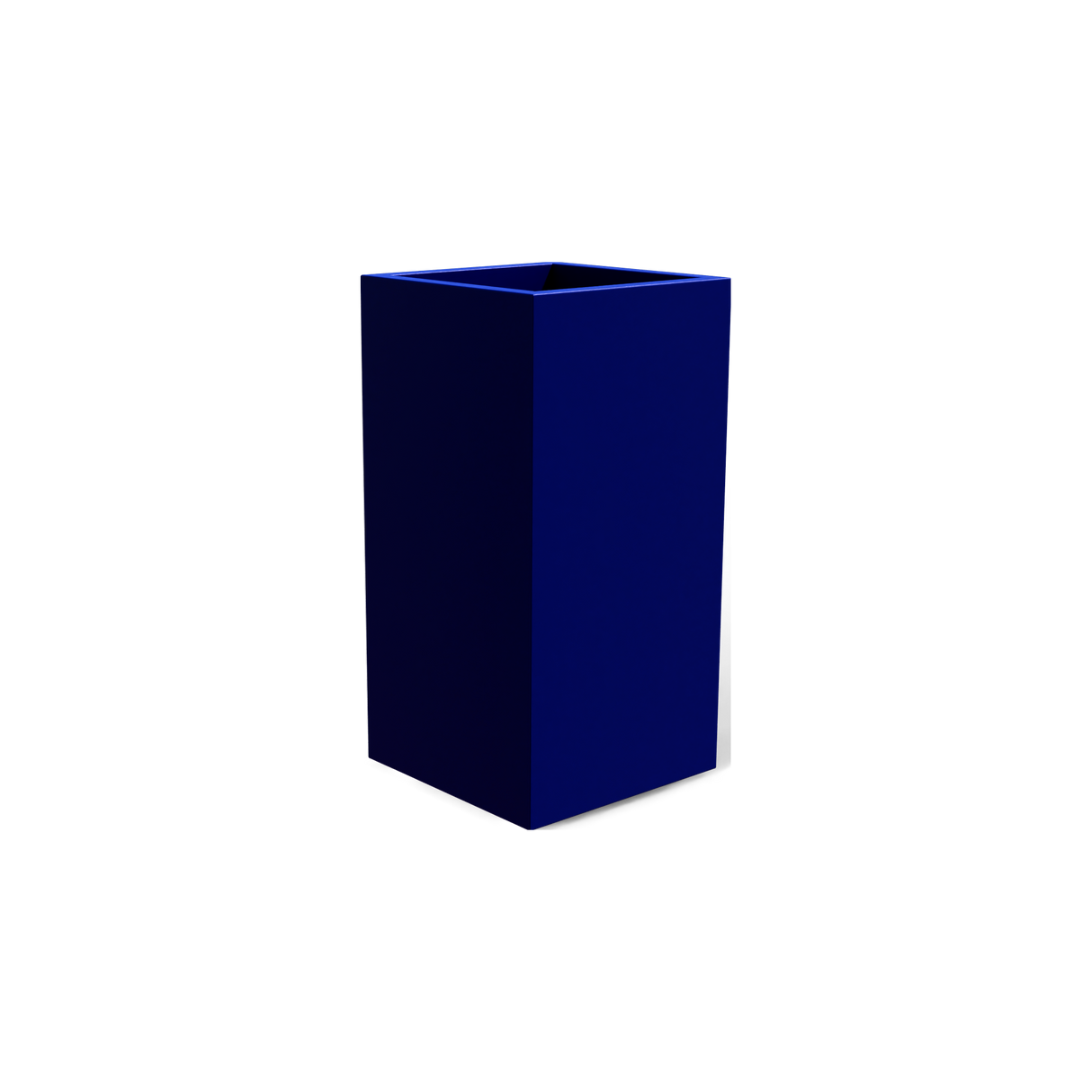 Potsdam corner fiberglass planter in Matte Cobalt Blue