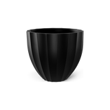 Santa Barbara fluted round fiberglass planter in Matte Black