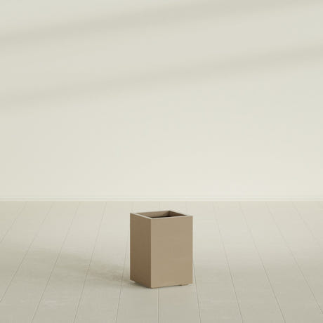 Tolga corner fiberglass planter in Gloss Metallic Gold